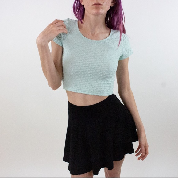 H&M Divided Mint Crop Top - Picture 1 of 3